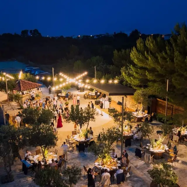 Monio-Weddings-Konoba-Stone-Main