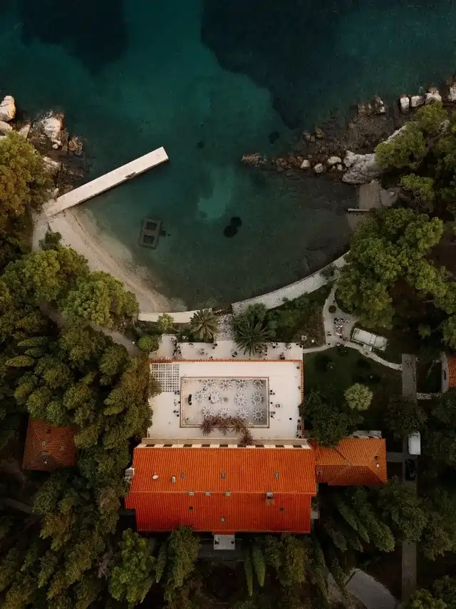 Monio Weddings villa Dalmatia from above and the Adriatic sea and beach