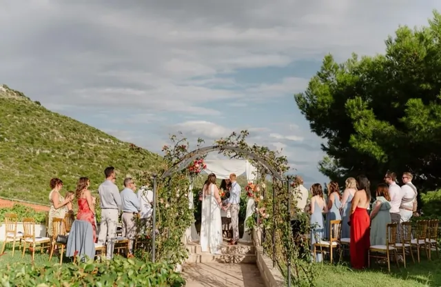 Monio-Weddings-Villa-Darling-alternative