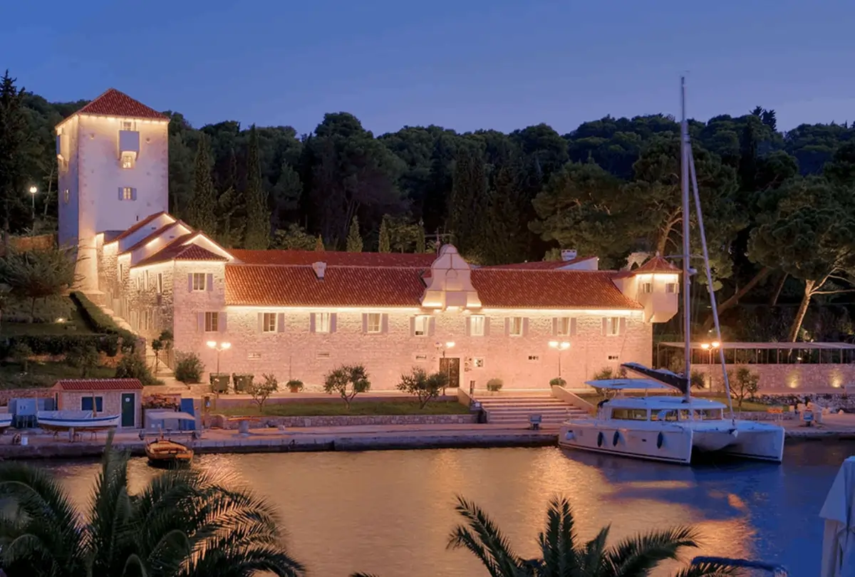 Monio-Weddings-Martinis-Machyr